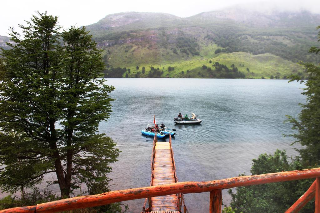 Lodge De Montana Lago Monreal El Blanco Exterior photo